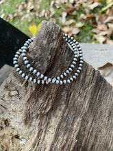 Load image into Gallery viewer, 4 mm Navajo Pearl Bracelet